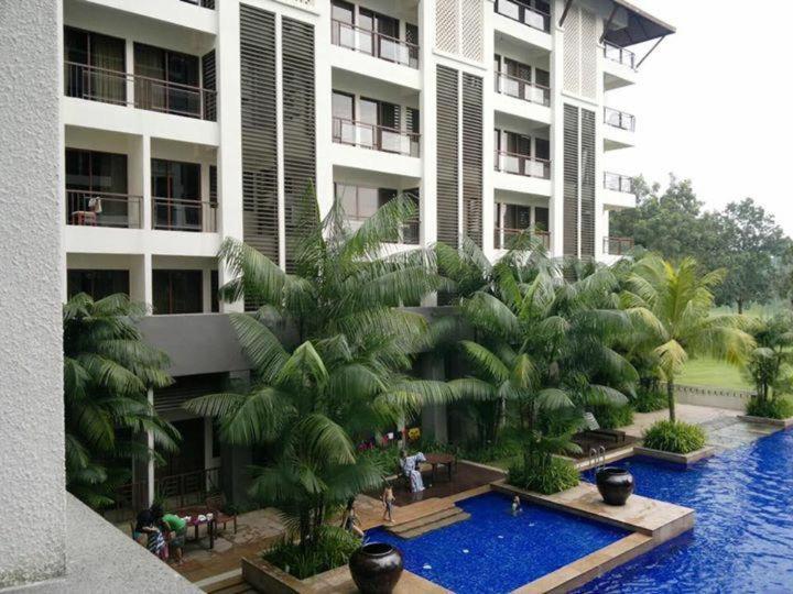 Apartment Garden View Pulai Springs Skudai